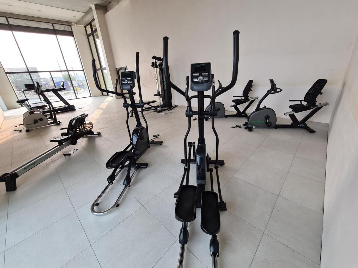 Central Park Tower Sea View Residence With Pool And Gym Ostenda Esterno foto