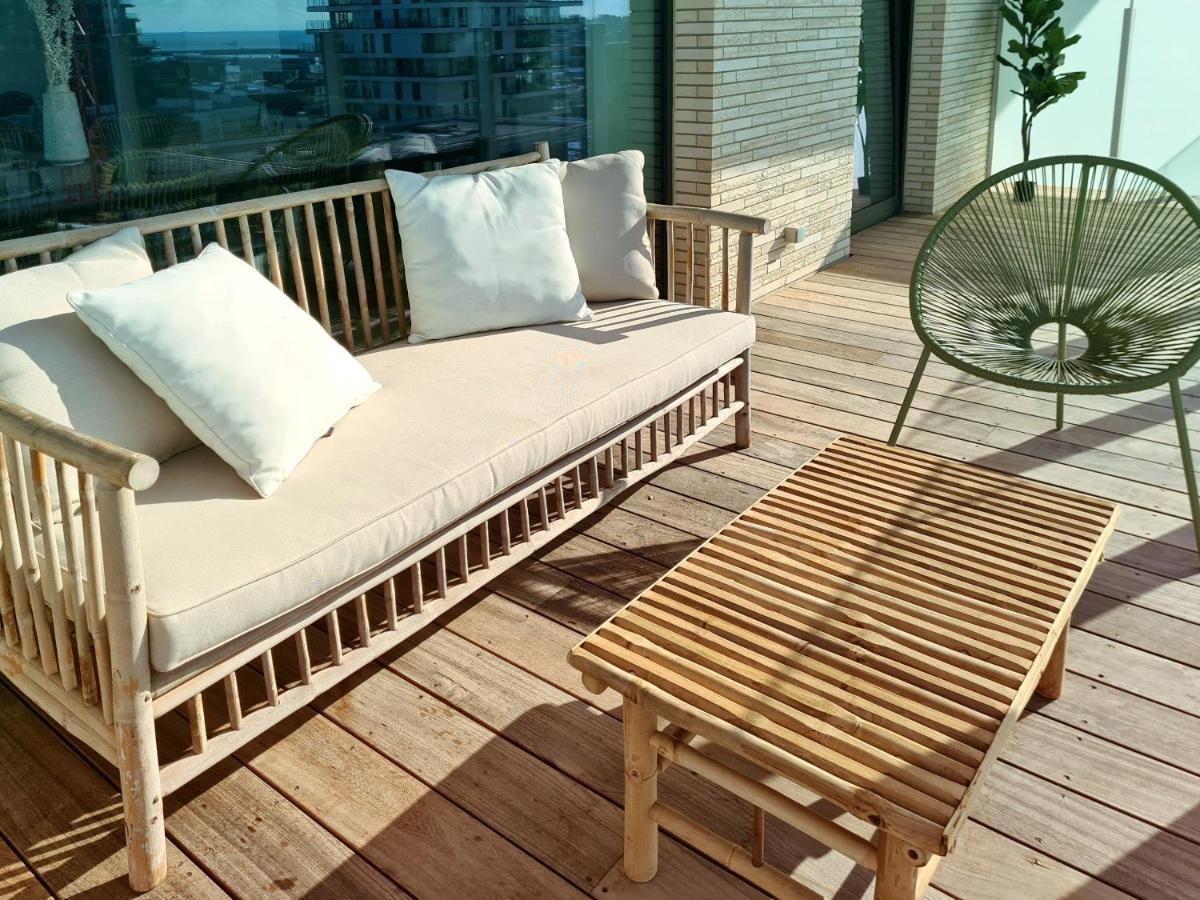 Central Park Tower Sea View Residence With Pool And Gym Ostenda Esterno foto