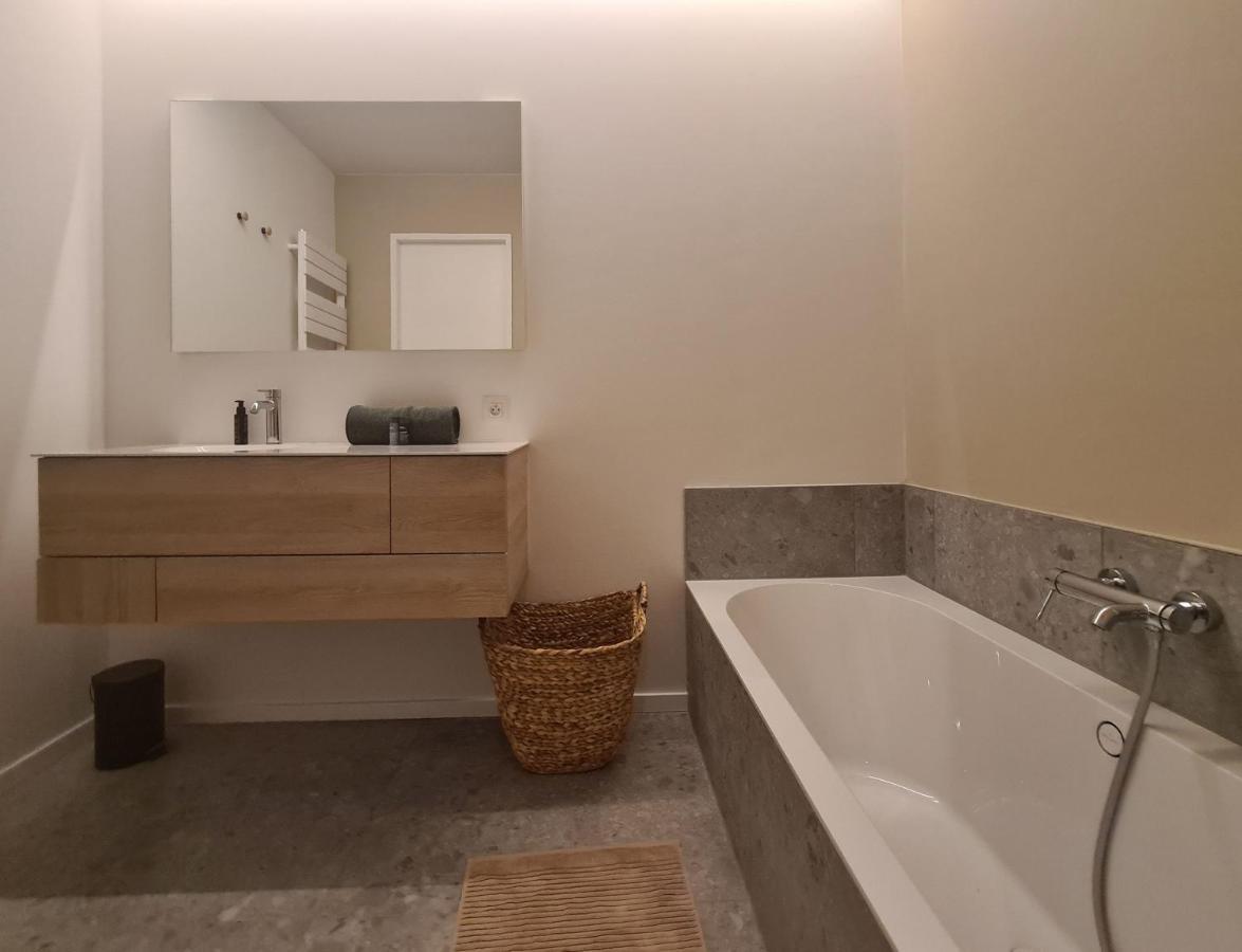 Central Park Tower Sea View Residence With Pool And Gym Ostenda Esterno foto